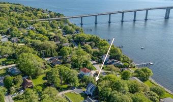 174 Seaside Dr, Jamestown, RI 02835
