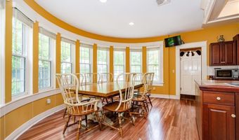 15 Justin Rd, East Greenwich, RI 02818
