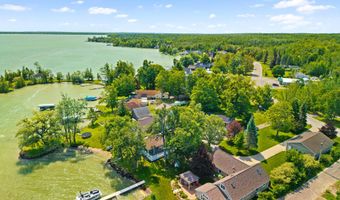 9647 W Long Lake Rd, Alpena, MI 49707