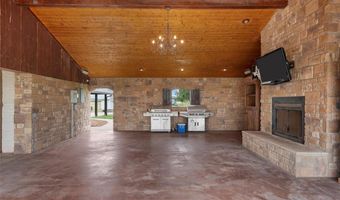 3057 Holy Rd, Abbott, TX 76621