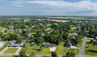 1214 S Darling Dr NW, Alexandria, MN 56308
