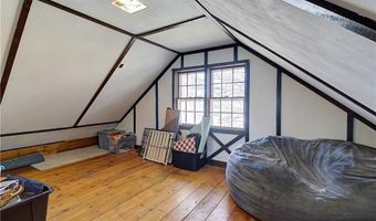 80 Barrett Ave, North Providence, RI 02904