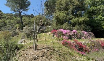 1820 Lookout Dr, Agoura Hills, CA 91301