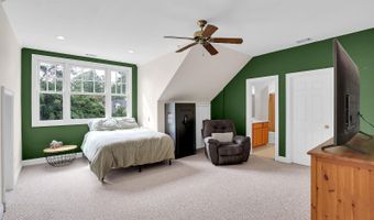 4 Hidden Lake Ct, Bluffton, SC 29910