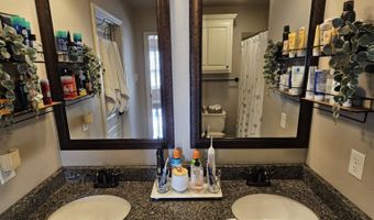 15 Marlin Dr, Austin, AR 72007