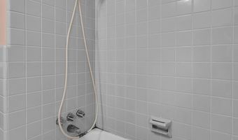 6 Ruthven Pl, Ann Arbor, MI 48104