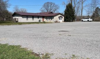 1207 S Wayne St, Angola, IN 46703