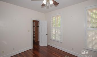 151 Mockingbird Ln, Atmore, AL 36502