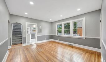 5516 Raceview Ave, Cincinnati, OH 45248