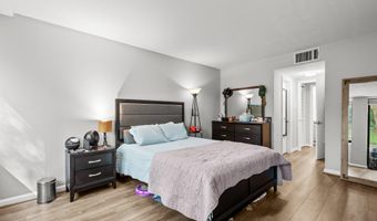 6301 STEVENSON Ave 114, Alexandria, VA 22304