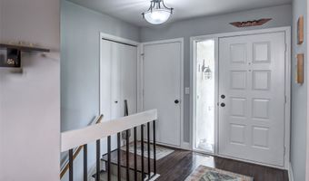 1312 Knollwood Trl, Altoona, WI 54720