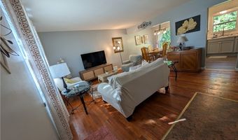 1494 Hilton Dr, Akron, OH 44313