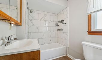 1712 Little Ave, Columbus, OH 43223