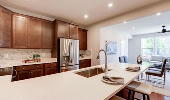 43792 MIDDLEWAY Ter, Ashburn, VA 20147