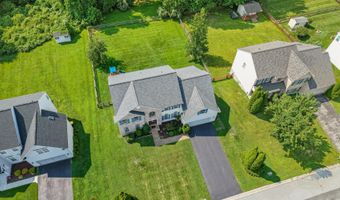 27 WHIRLAWAY Dr, Bear, DE 19701