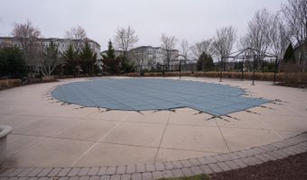 42043 BERKLEY HILL Ter, Aldie, VA 20105