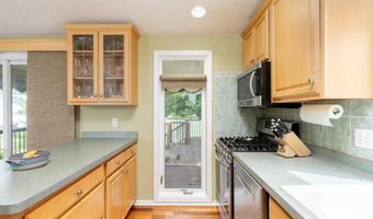 89 Rambling Rd, Amherst, NY 14051