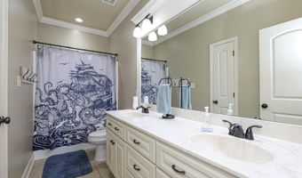 4006 Edgewater Dr, Benton, AR 72109