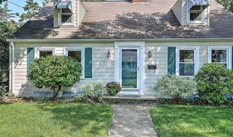 10 Roosevelt Ave, Lincoln, RI 02865
