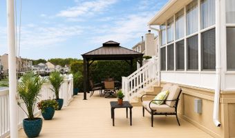 88 Storm Jib Ct, Bayville, NJ 08721