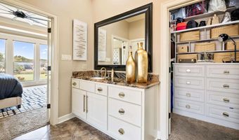 24 Algeciras Ln, Hot Springs Village, AR 71909