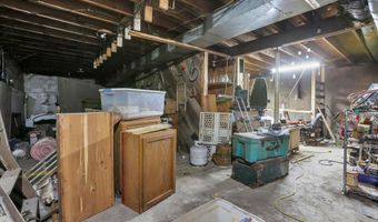 9806 Salem Rd, Athens, OH 45701