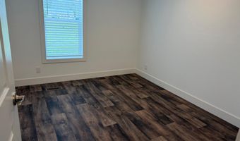 1611 6th Ave E A6, Alexandria, MN 56308