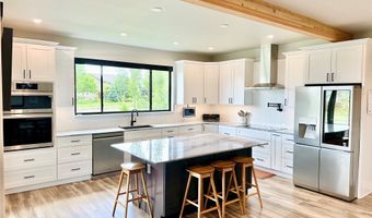 42 Hilgard Peak Ct, Bozeman, MT 59718