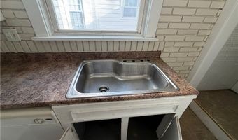 1020 W Prospect Rd, Ashtabula, OH 44004