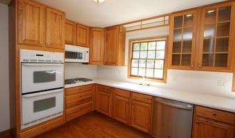 2405 E Miner St, Arlington Heights, IL 60004