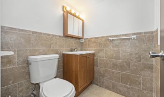 1410 W Jo Ann Ln, Addison, IL 60101