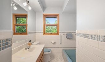 321 Dunham Dr, Anoka, MN 55303