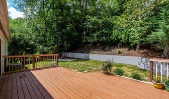 8302 NIGHTINGALE Ct, Annandale, VA 22003