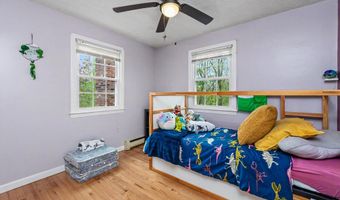 29 Old Sawmill Rd, Bedford, NH 03110