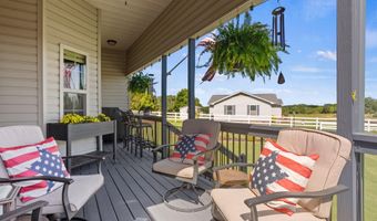 330 War Emblem Dr, Boiling Springs, SC 29316