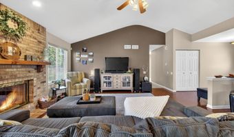 1148 Sawmill Ln, Algonquin, IL 60102