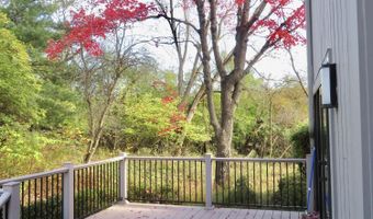 2134 Overlook Ct, Ann Arbor, MI 48103