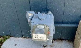 136 W Elizabeth St, Alma, MI 48801