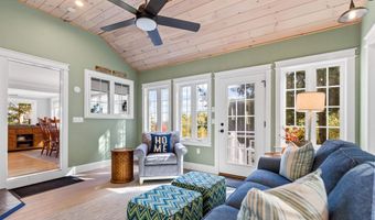 52 Chase Cir, Center Harbor, NH 03226