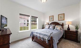 21 Aurora Cir, Barnegat, NJ 08005