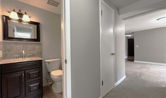 10 Cambridge E, Amherst, NY 14221