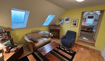 21 Dream Ln, Belfast, ME 04915