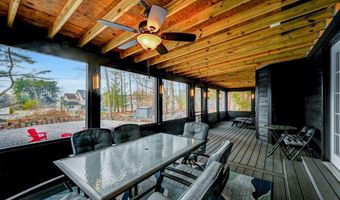 111 Elm Dr, Blakeslee, PA 18610