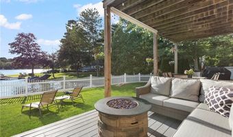 23 Indian Trl, Coventry, RI 02816