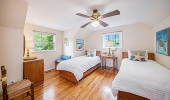 1507 Dicken Dr, Ann Arbor, MI 48103