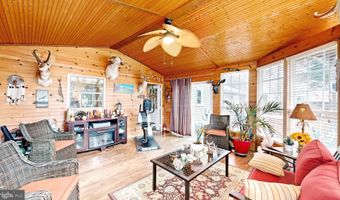 100 BROOKFIELD Dr, Dover, DE 19901
