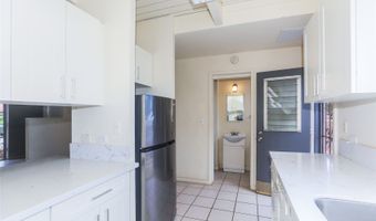 4202 Keanu St 4, Honolulu, HI 96816