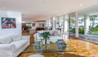 450 Trousdale Pl, Beverly Hills, CA 90210