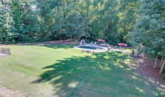 1373 Mountain Lake Dr, Auburn, GA 30011
