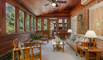 4725 ROCK SPRING Rd, Arlington, VA 22207